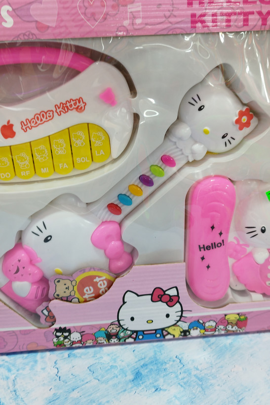 ست اسباببازی موزیکال کیتی