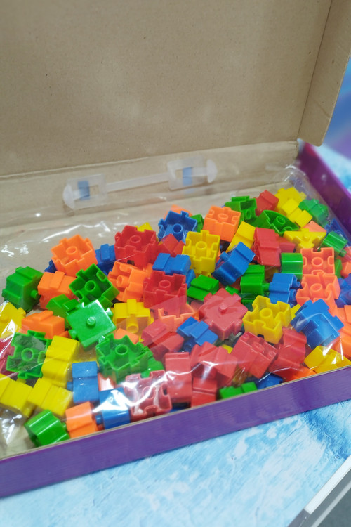 بازی فکری ساختنی