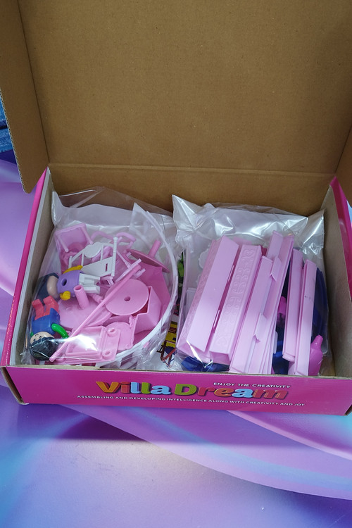 لگو ساختنی ویلا