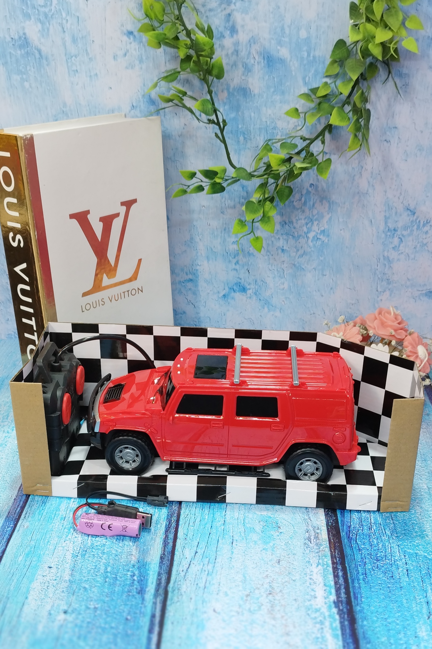 ماشین کنترلی شارژی مدل کار شاسی بلند خارجی