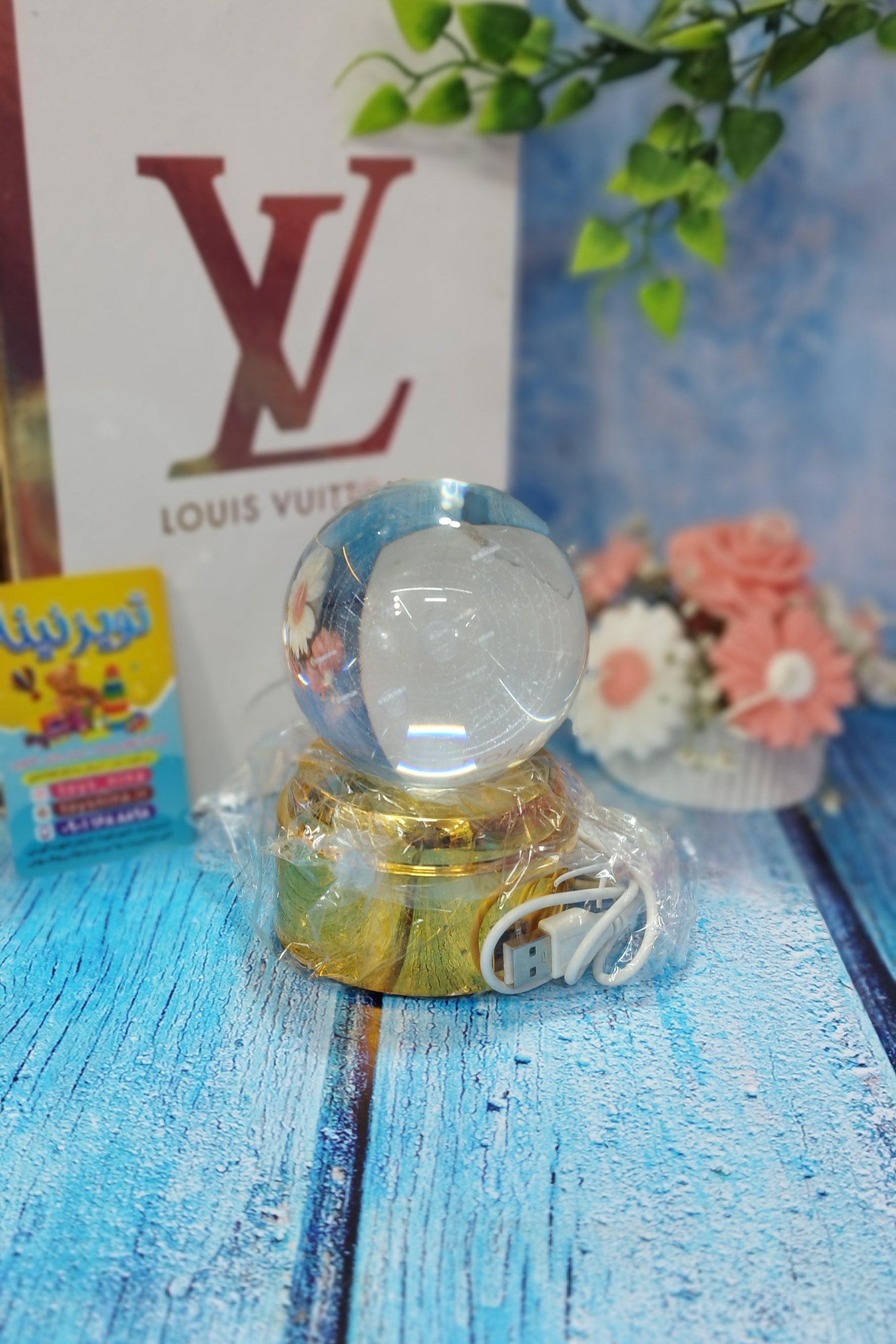 گوی کریستال چرخان قطر 8سانت اورجینال