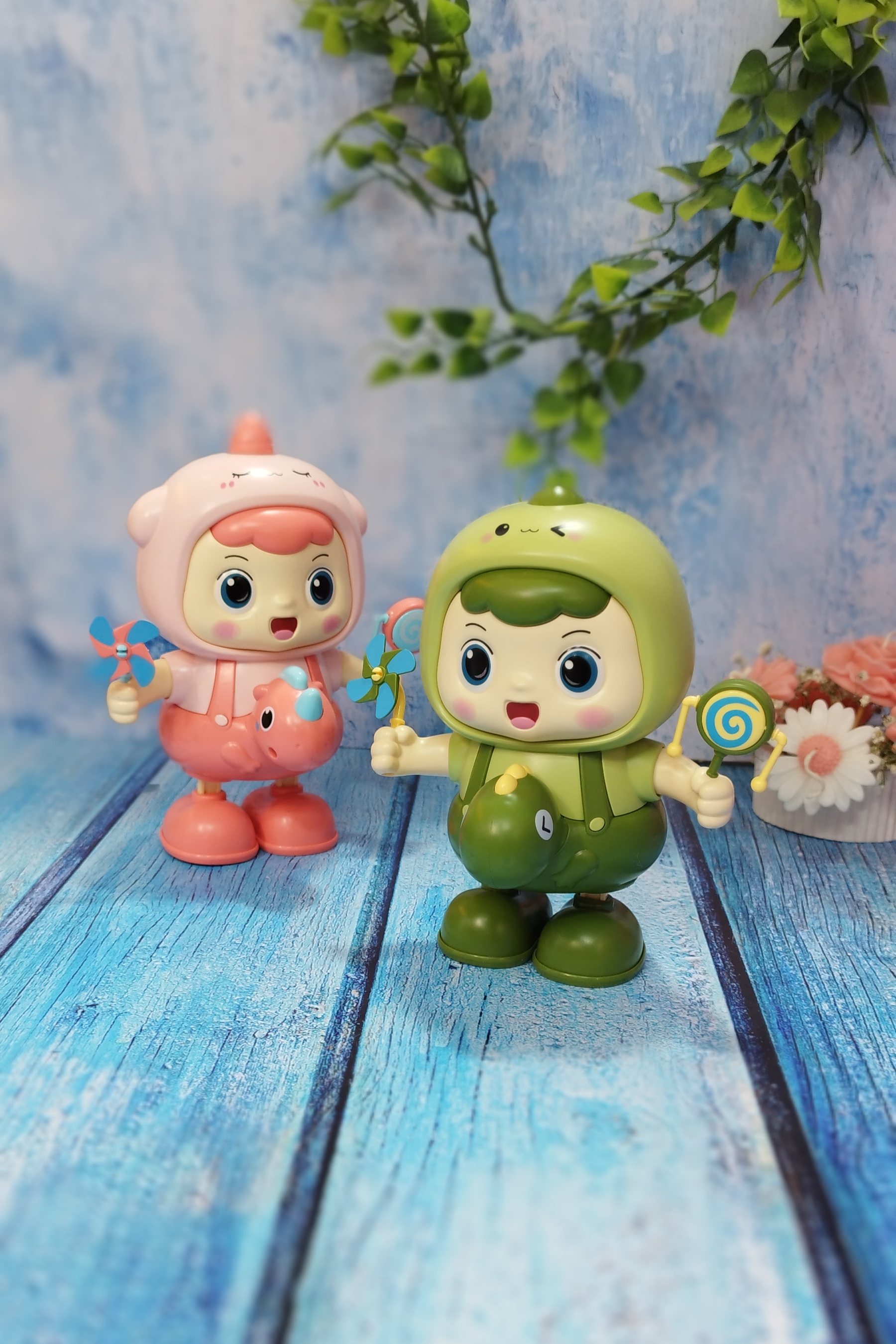 اسباب بازی بچه شکم دایناسوری موزیکال و رقاص اورجینال