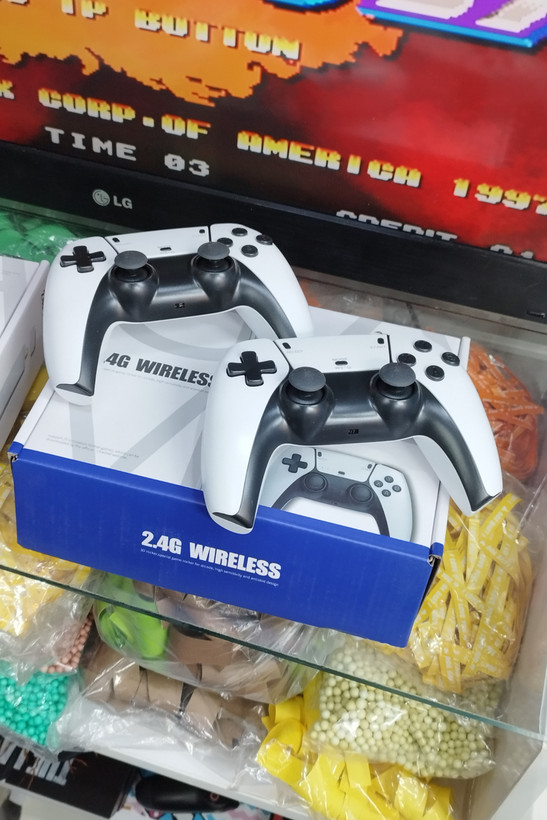 کنسول بازی مدل Game Stick 4K PRO پرو طرح ps5